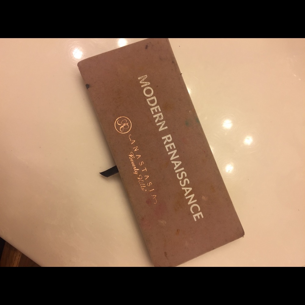 Modern renaissance palette